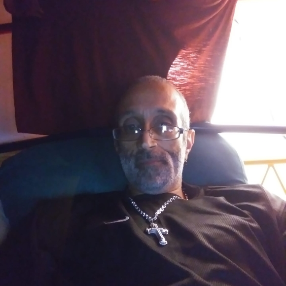 Meet your Posher, George - Picture 1 of 1